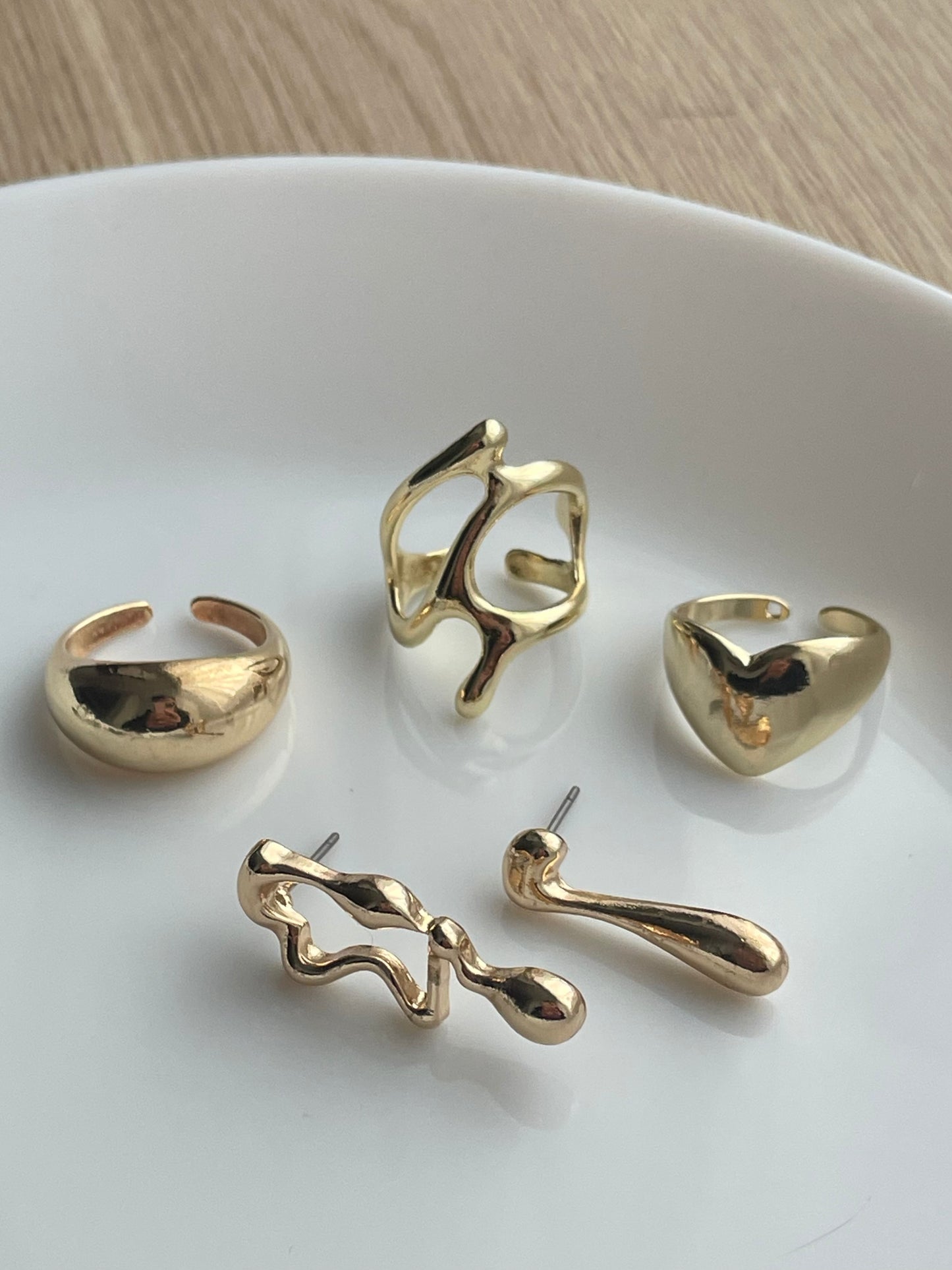 3x Rings + Earrings, Gold liquid metal jewelry set, Irregular unique design Y2K stacking rings, geometric accessories, liquid metal jewelry earrings