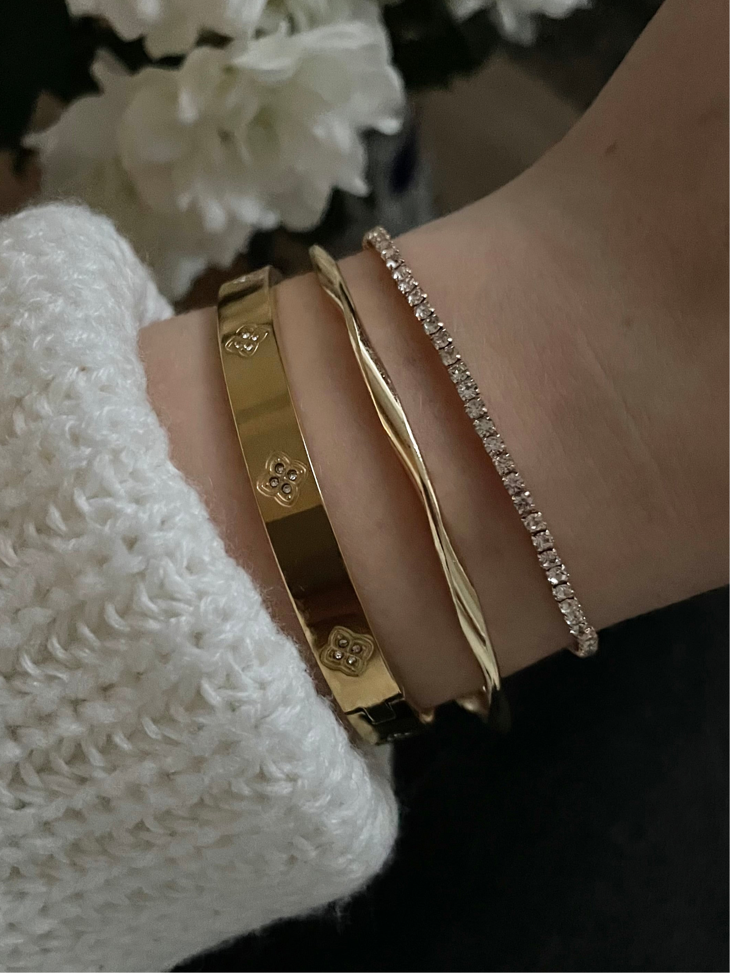 3x bangle stack, golden bracelet set