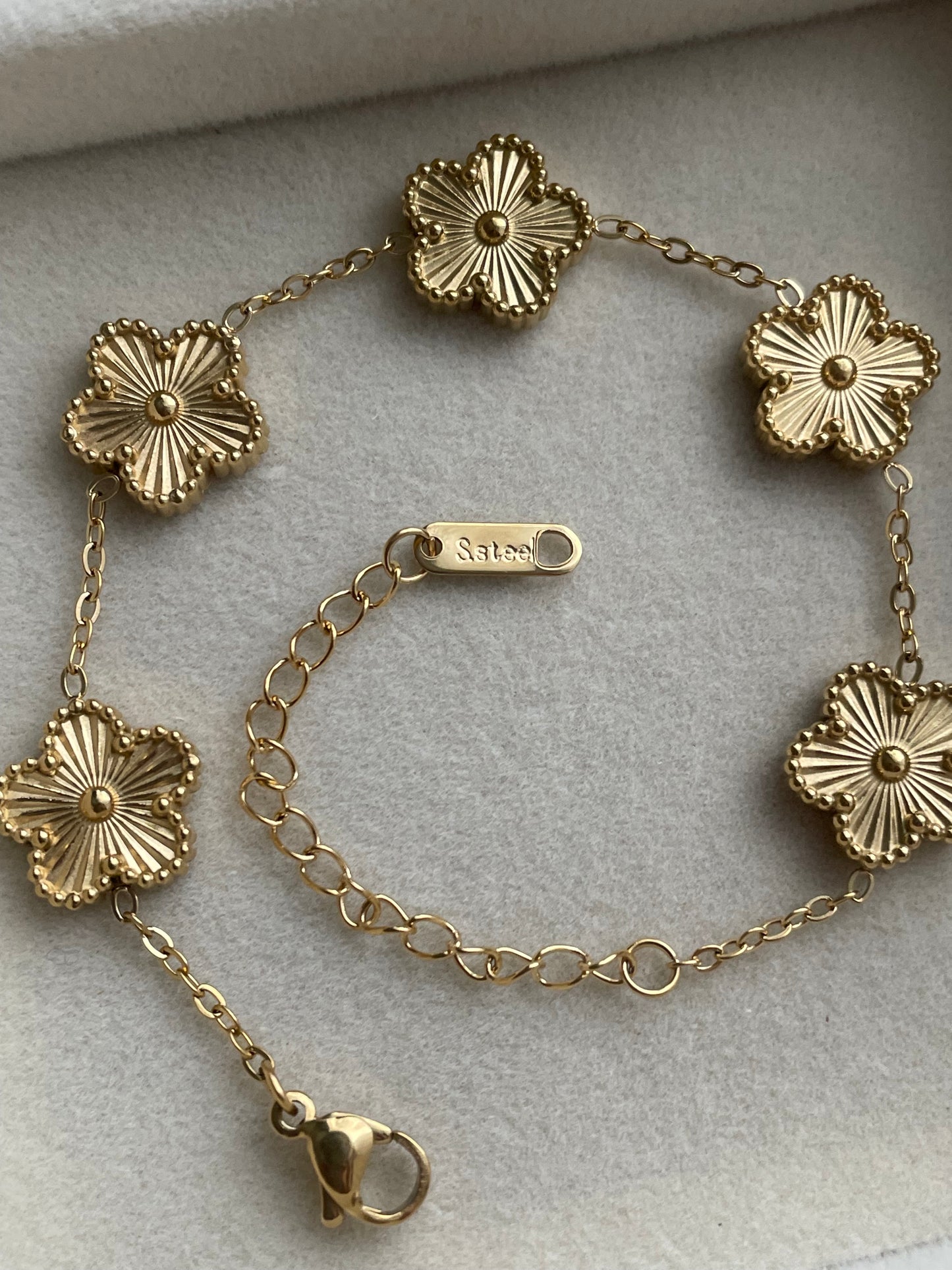 Clover flower bracelet, stainless steel, golden jewelry, trendy