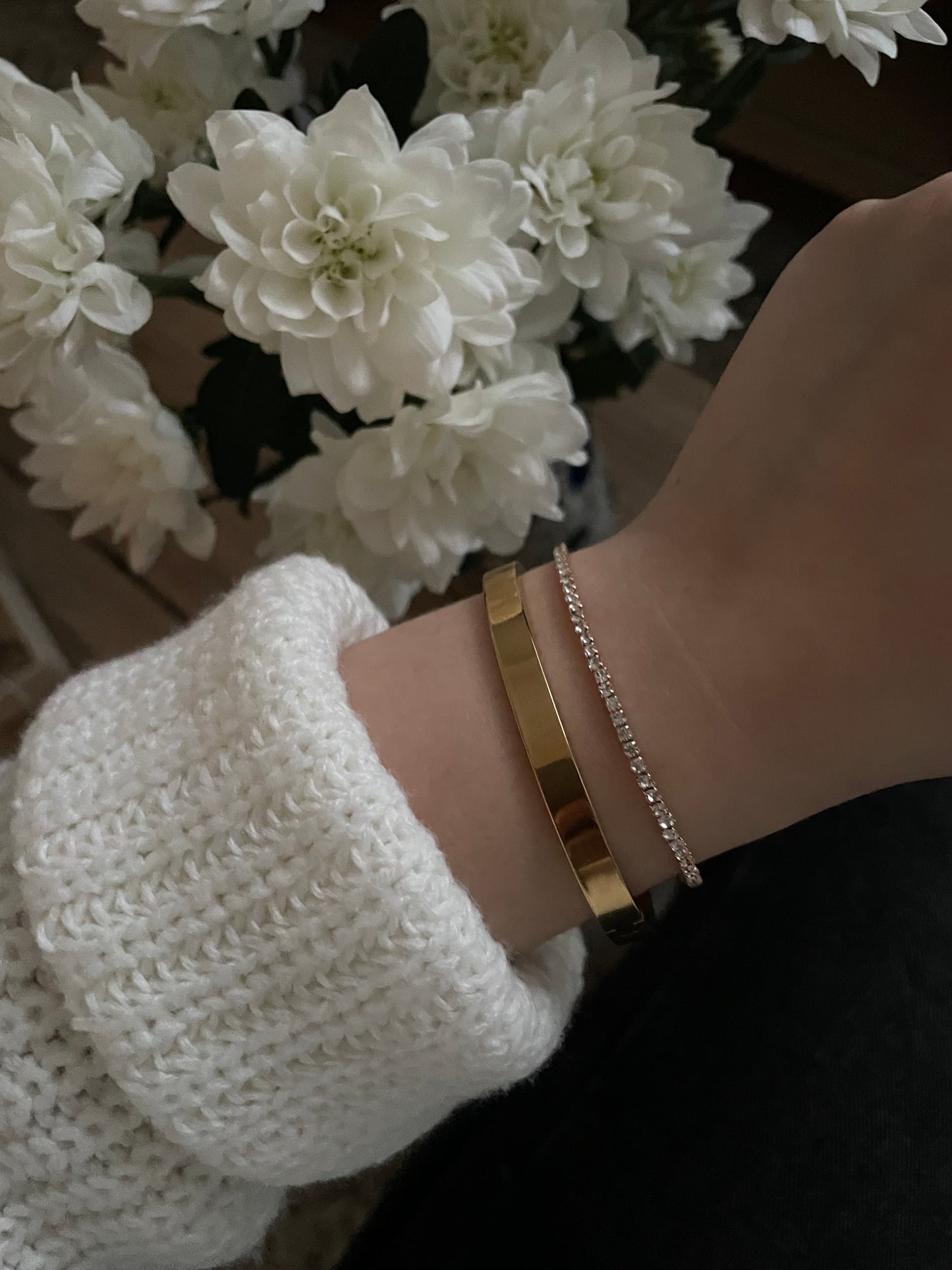 2x bangle stack, golden bracelet set