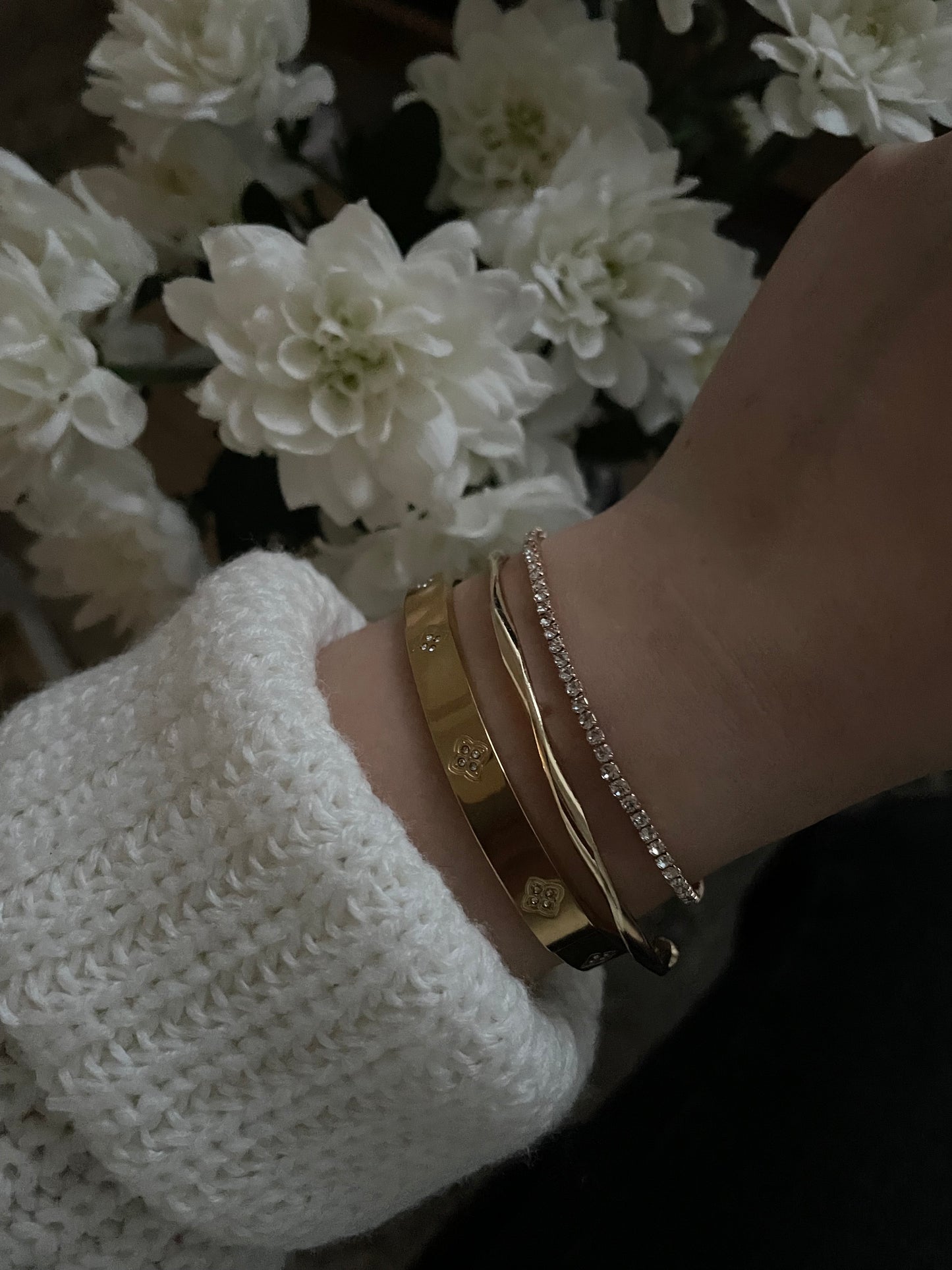 3x bangle stack, golden bracelet set