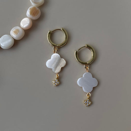 PREORDER!/ENNAKKOTILAUS! Pearl Clover Dangle Drop hoop huggies, Natural Mother-of-pearl stone, handmade in Finland