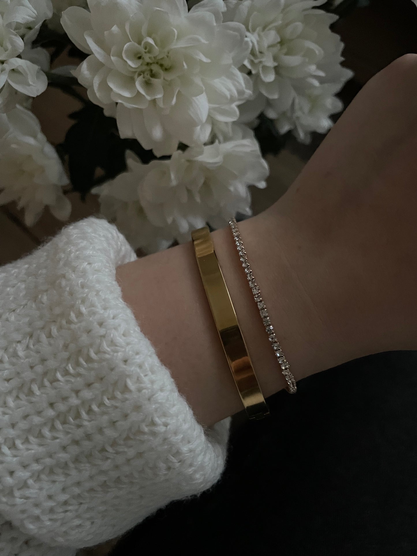 2x bangle stack, golden bracelet set