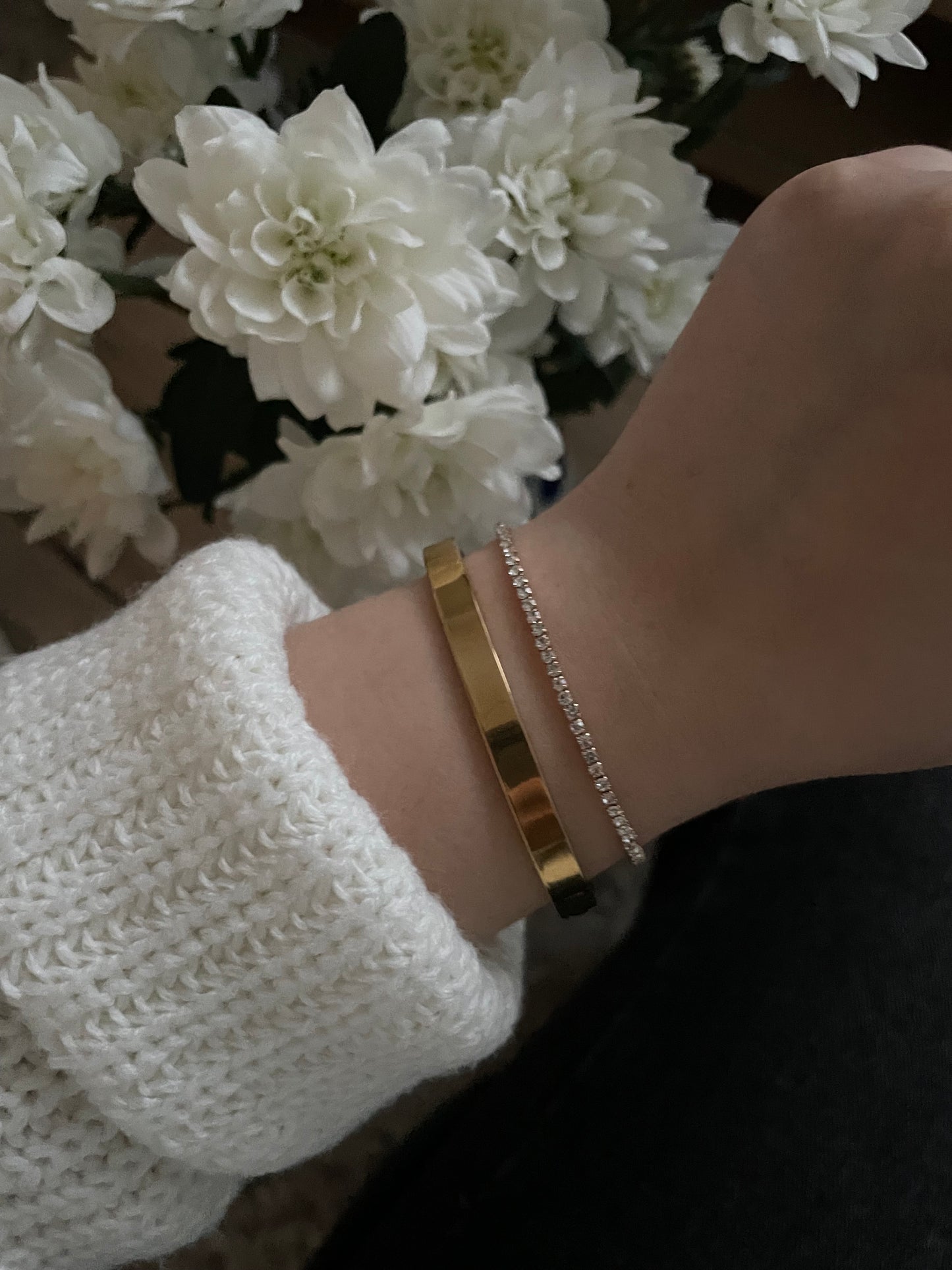 2x bangle stack, golden bracelet set