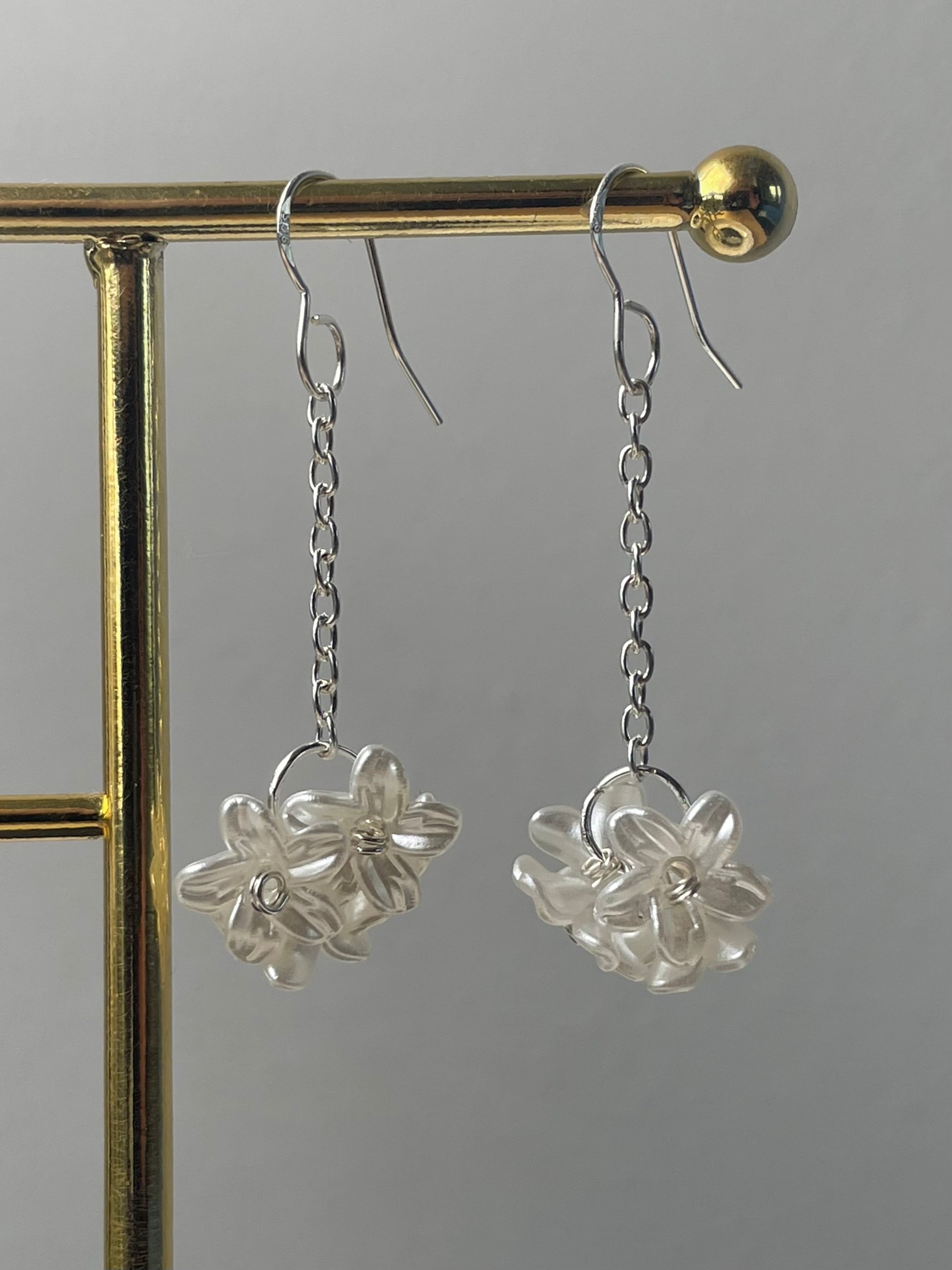 Elegant Flower Dangle Drop earrings, Floral earrings