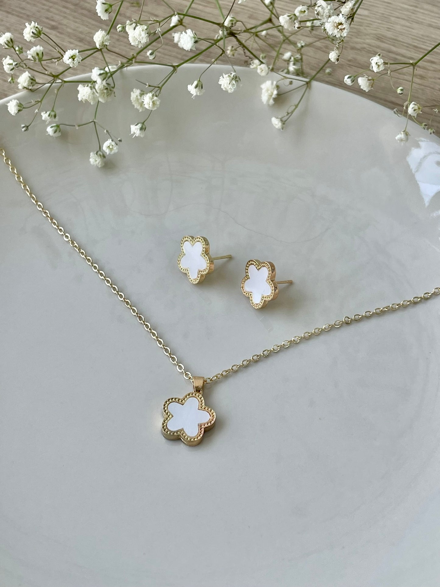 White Clover Leaf jewelry set, stud earrings,  five clover necklace, 14K Gold Plated