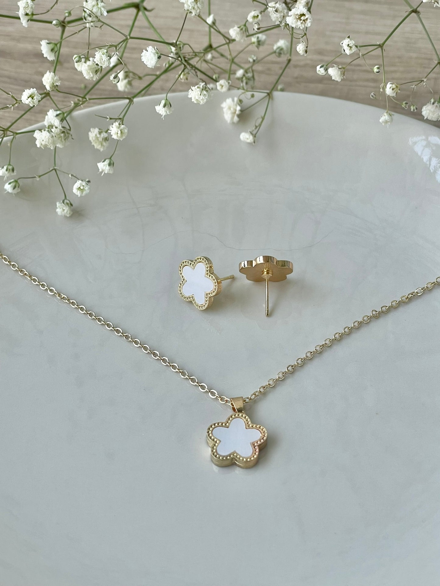 White Clover Leaf jewelry set, stud earrings,  five clover necklace, 14K Gold Plated